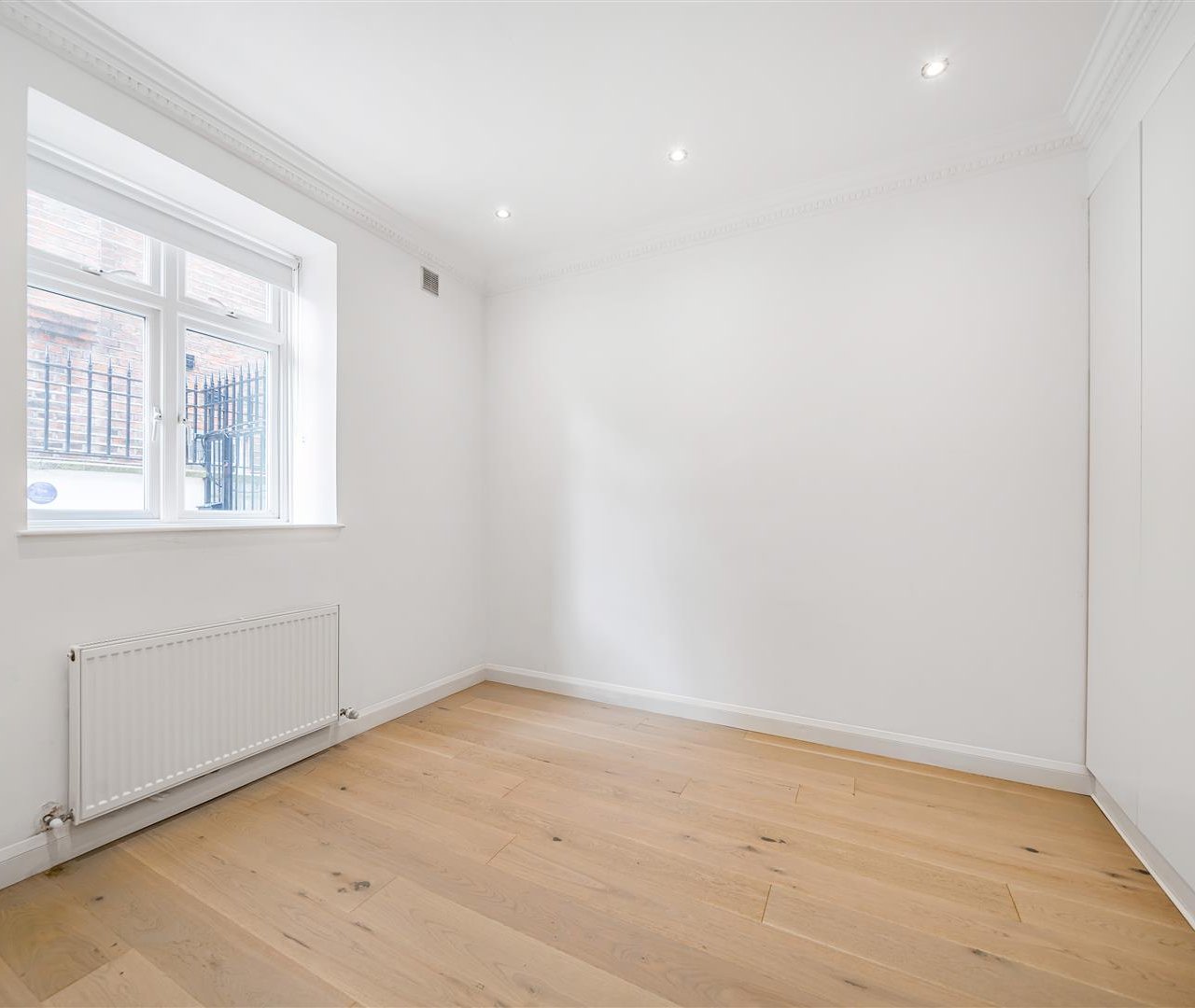 Maresfield Gardens Hampstead NW3 5SD