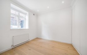 Maresfield Gardens Hampstead NW3 5SD