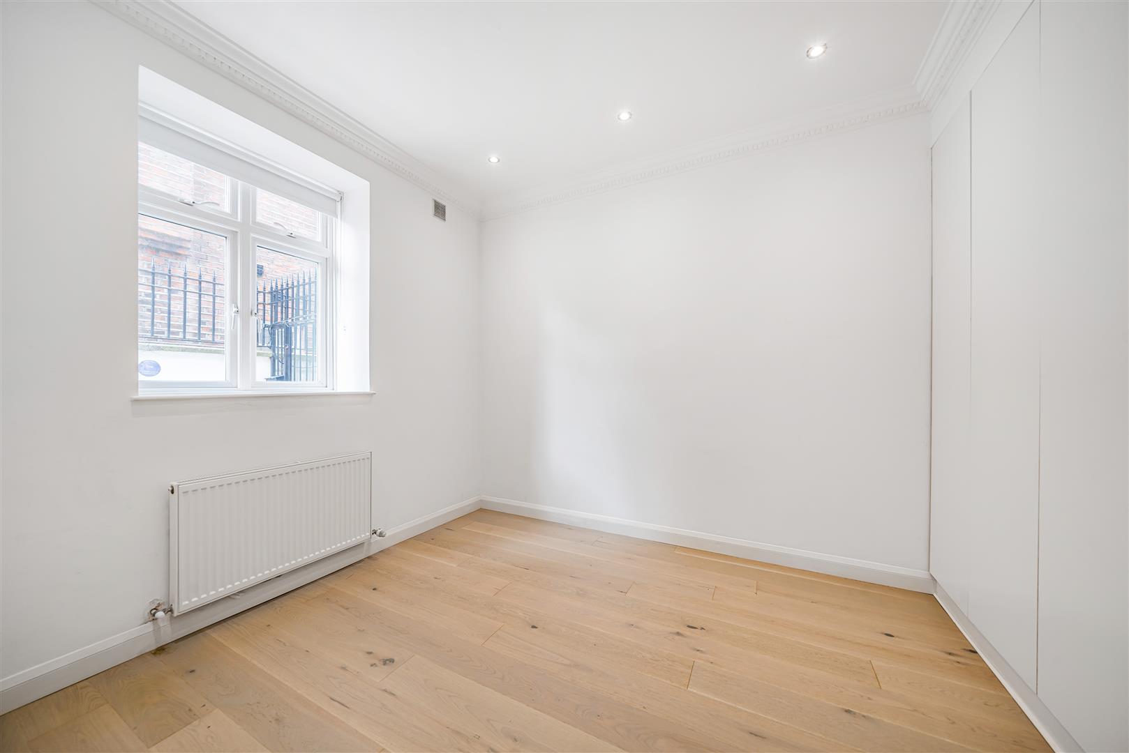 Maresfield Gardens Hampstead NW3 5SD