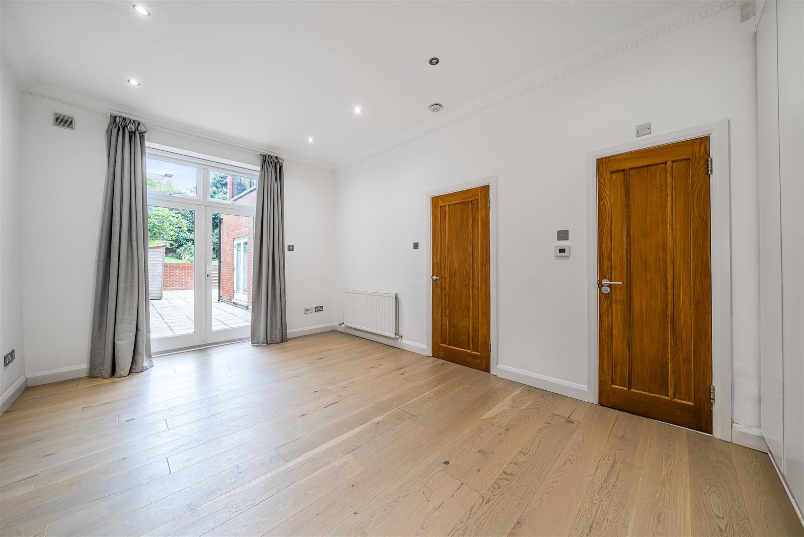 Maresfield Gardens Hampstead NW3 5SD