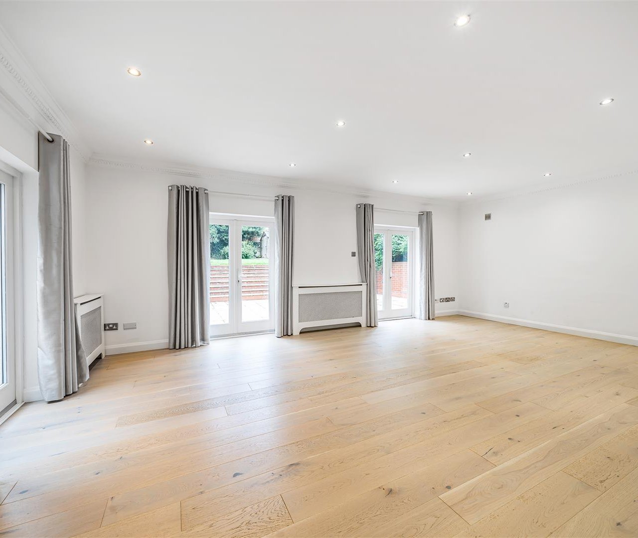 Maresfield Gardens Hampstead NW3 5SD