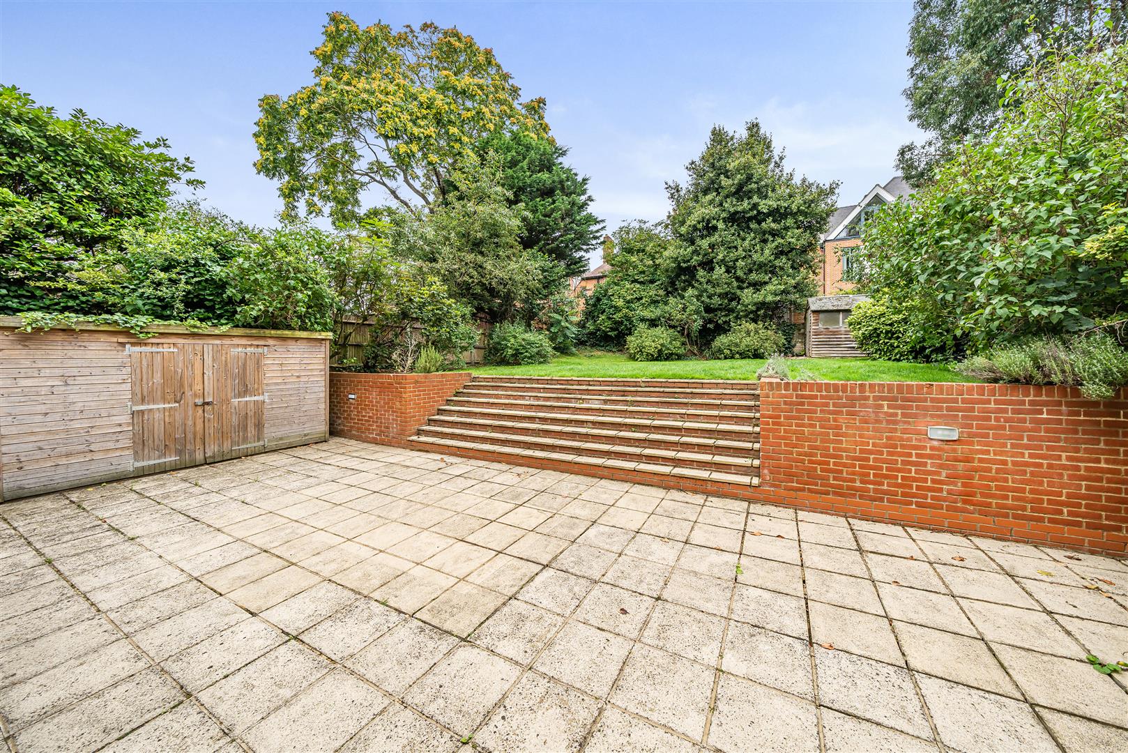 Maresfield Gardens Hampstead NW3 5SD