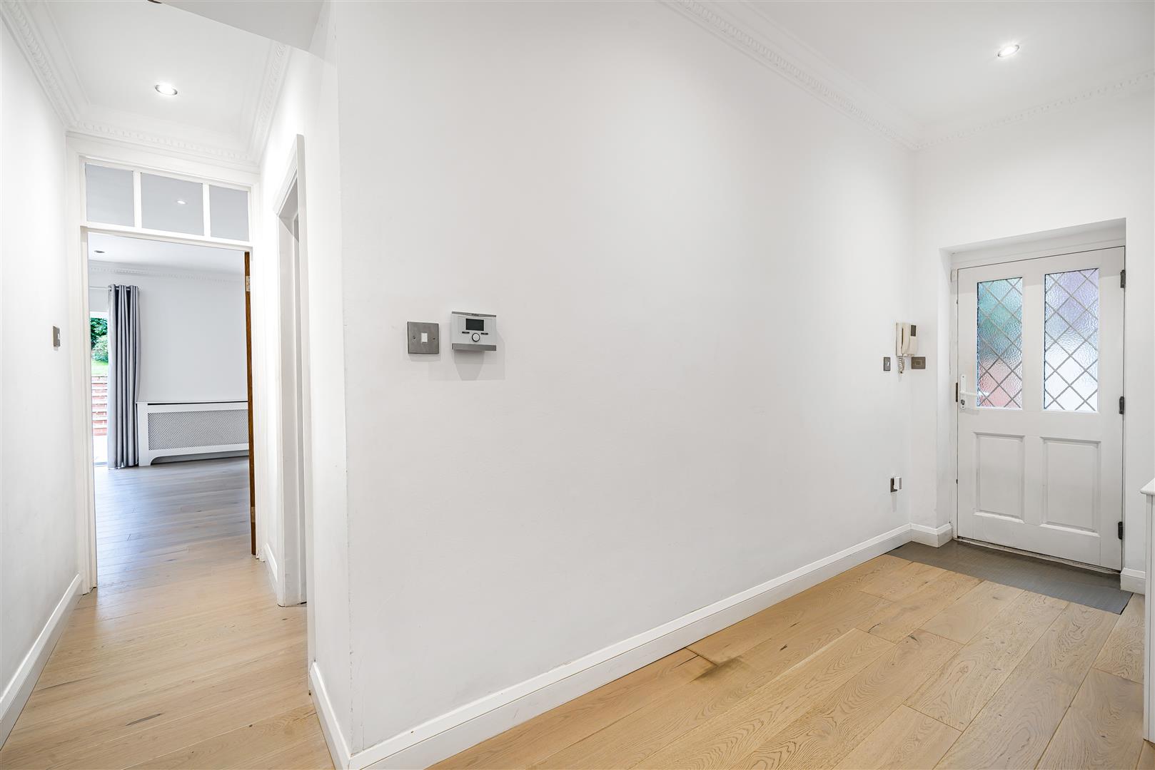 Maresfield Gardens Hampstead NW3 5SD