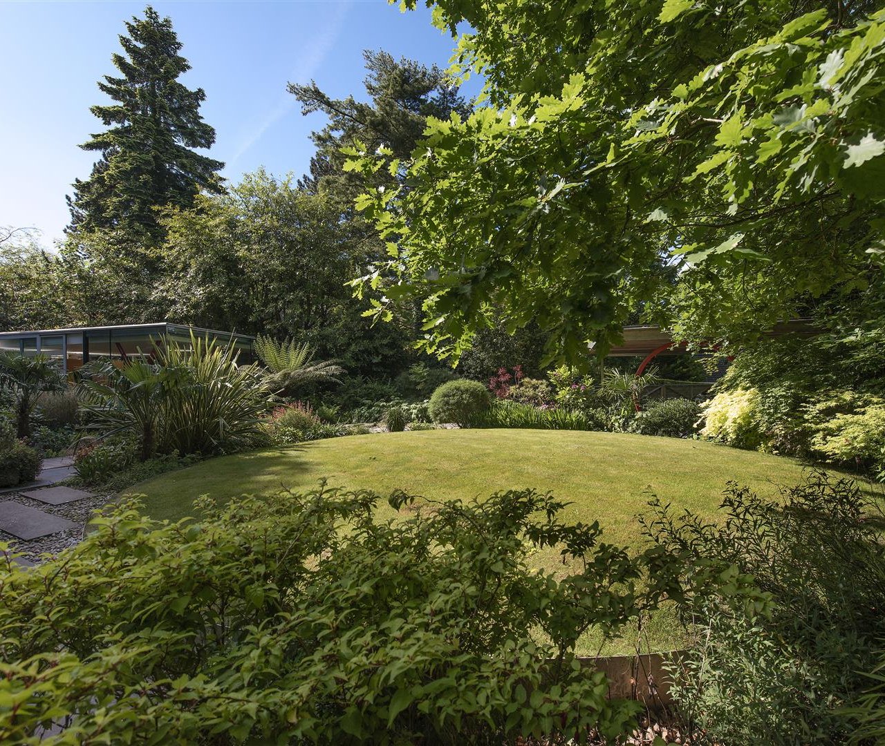 Spaniards End Hampstead NW3 7JG