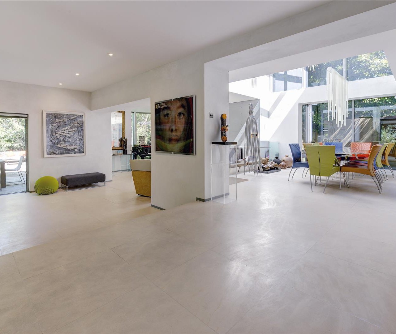 Spaniards End Hampstead NW3 7JG