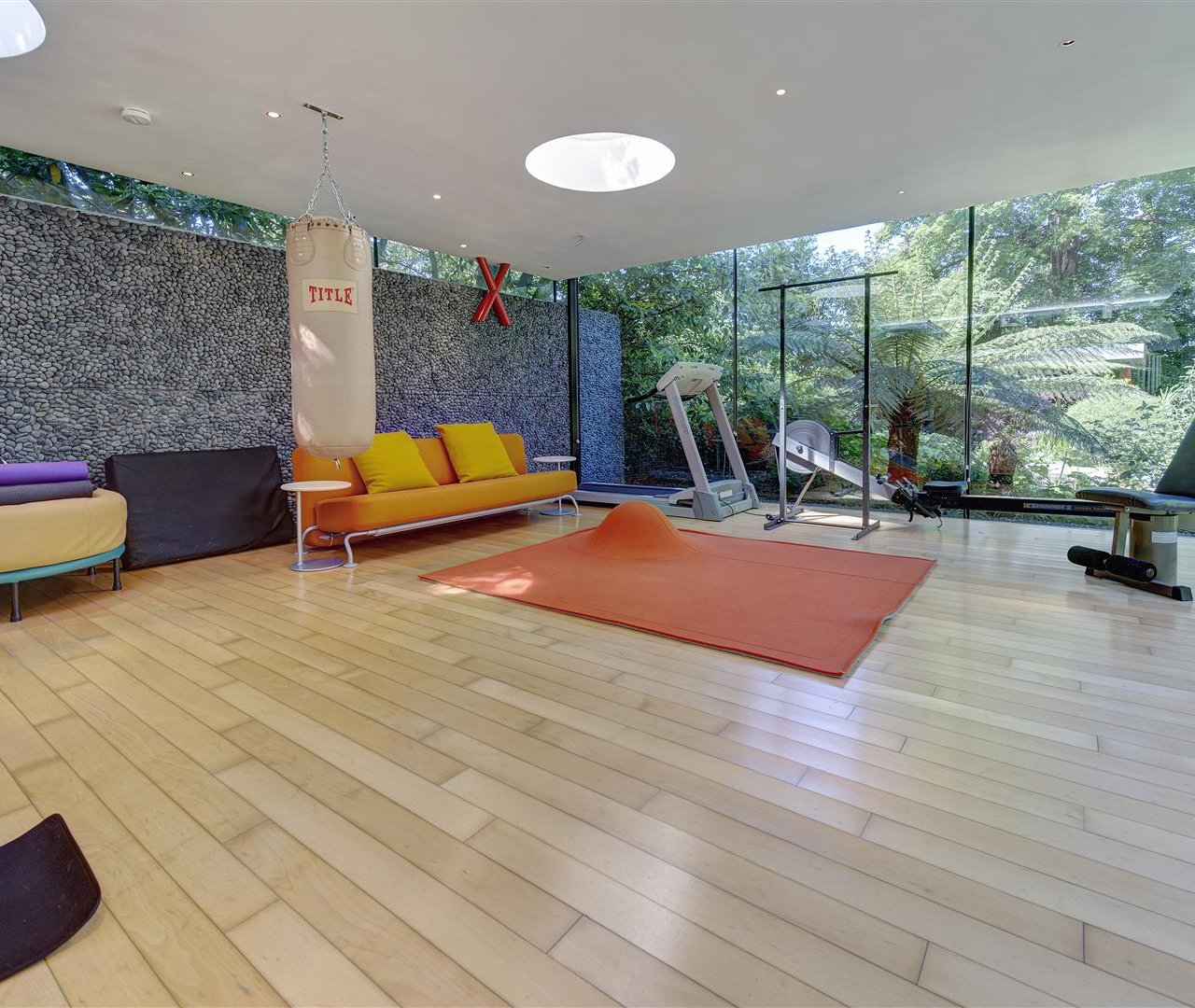 Spaniards End Hampstead NW3 7JG