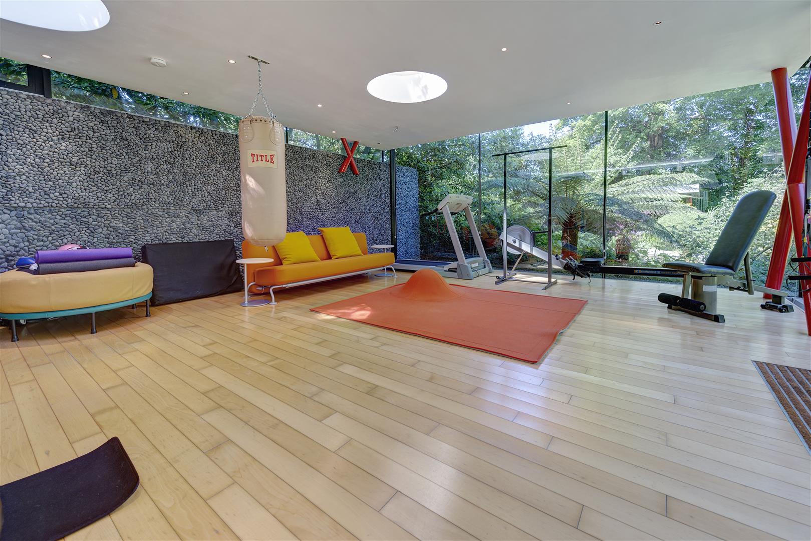 Spaniards End Hampstead NW3 7JG