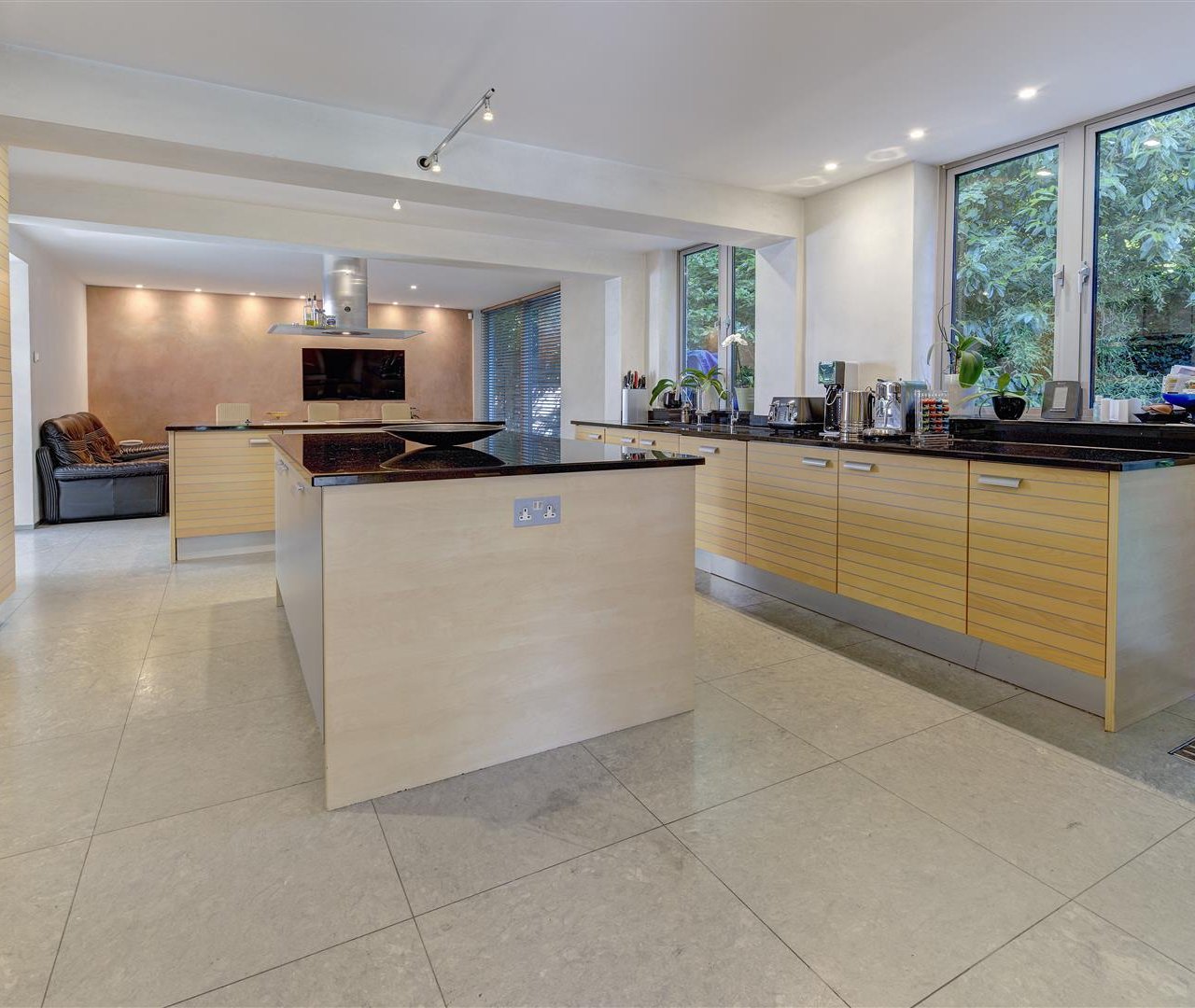 Spaniards End Hampstead NW3 7JG