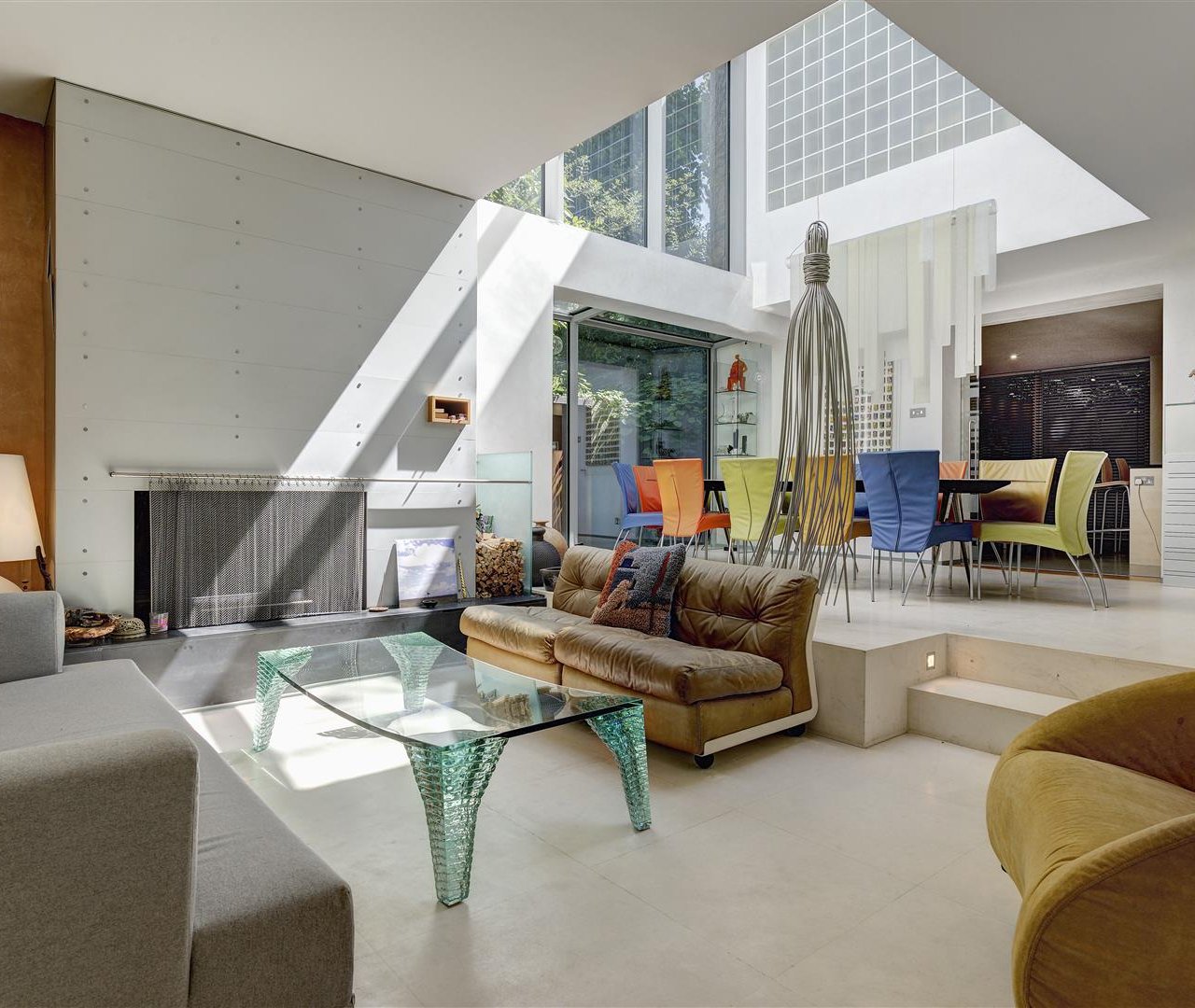 Spaniards End Hampstead NW3 7JG