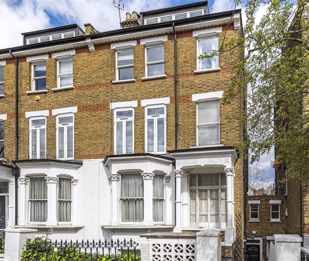Denning Road, Hampstead Village, NW3 1ST