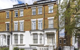Denning Road, Hampstead Village, NW3 1ST