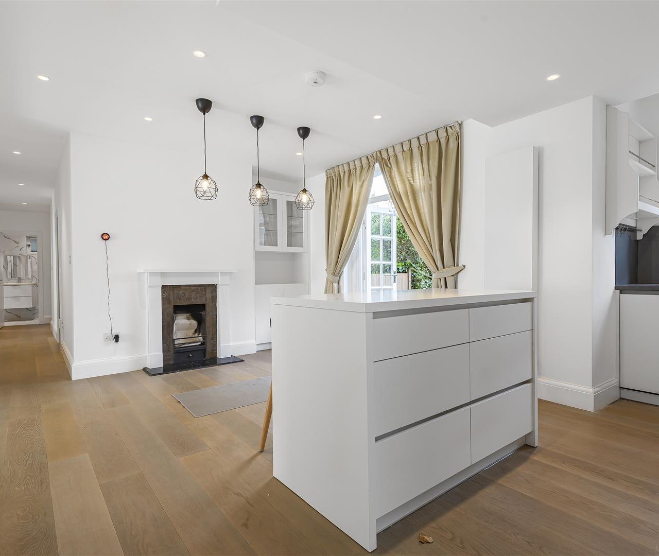 Denning Road, Hampstead Village, NW3 1ST