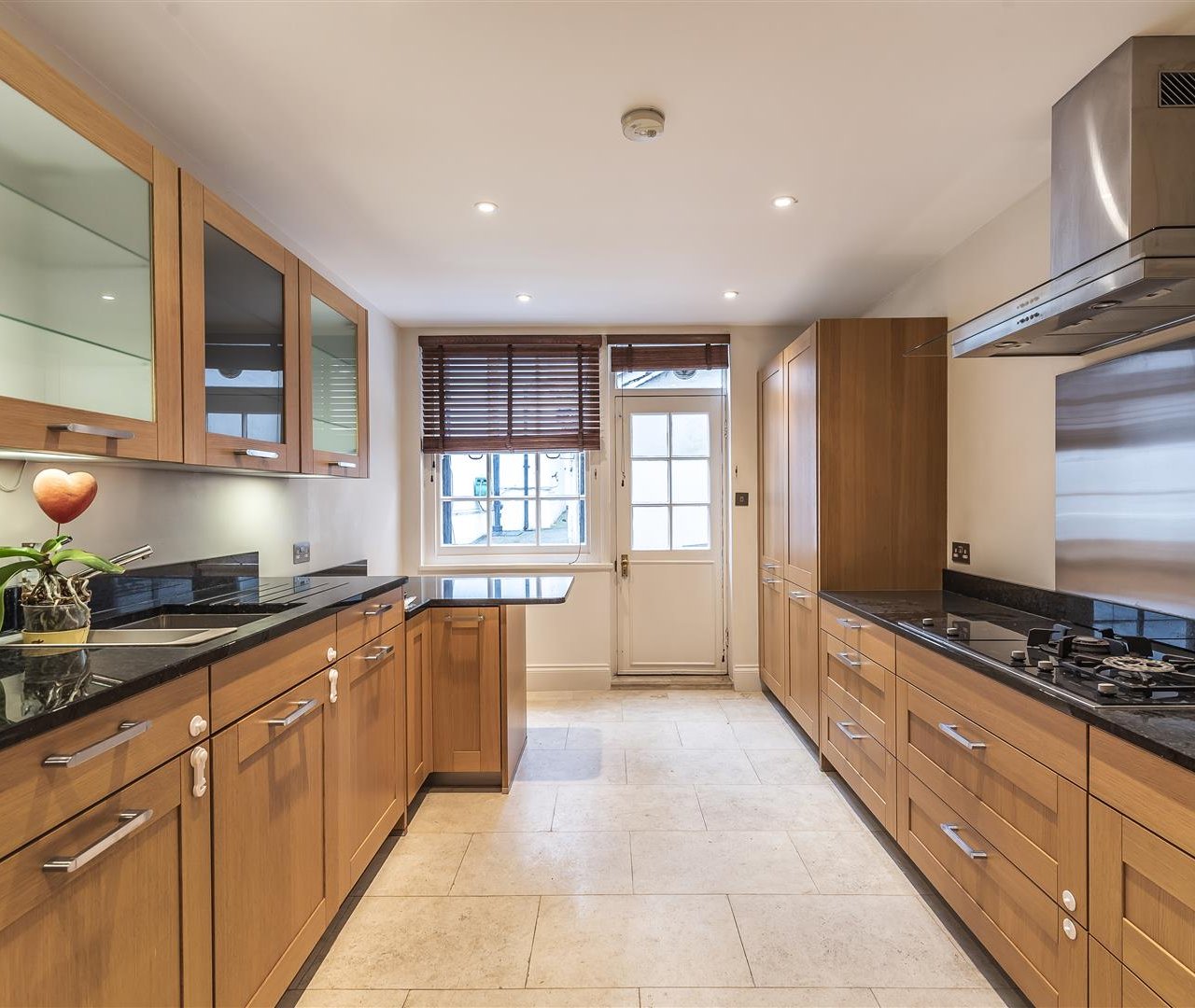 Frognal, Hampstead, NW3 6XX