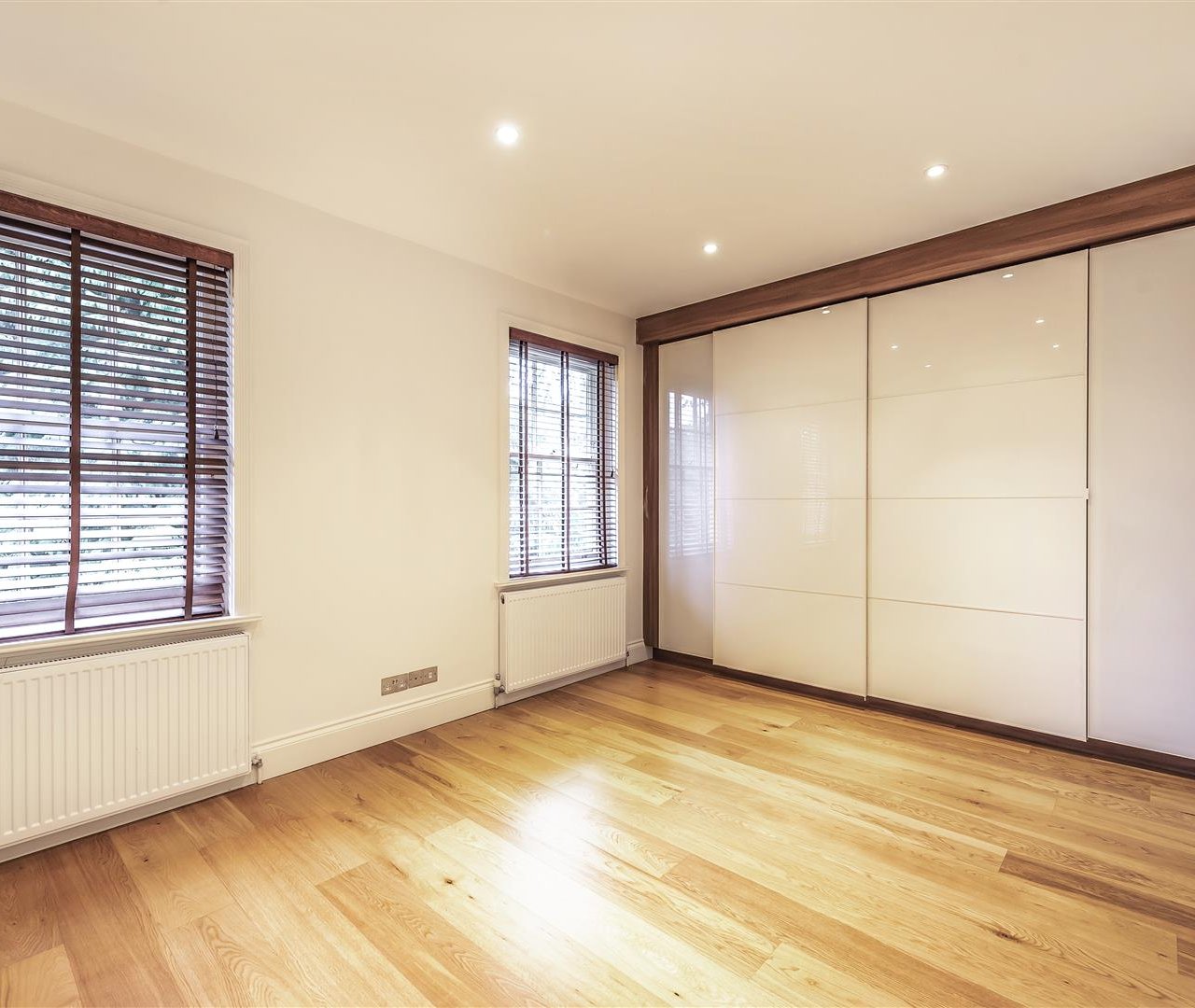 Frognal, Hampstead, NW3 6XX