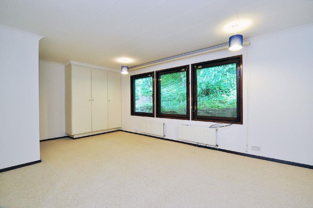 Redington Road Hampstead NW3 7RR