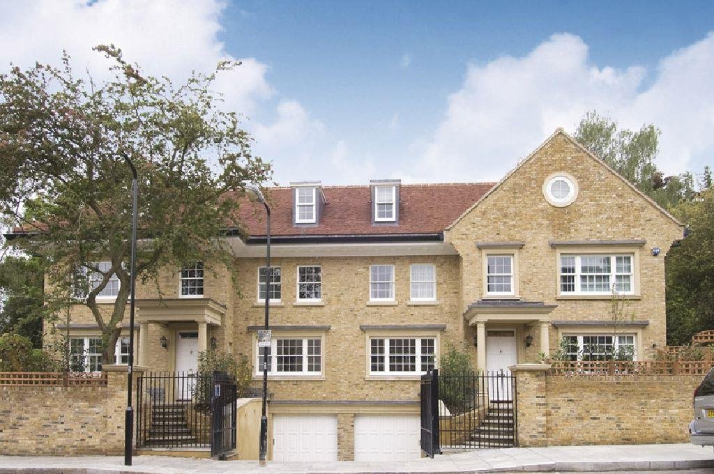 Frognal Hampstead NW3 6YA