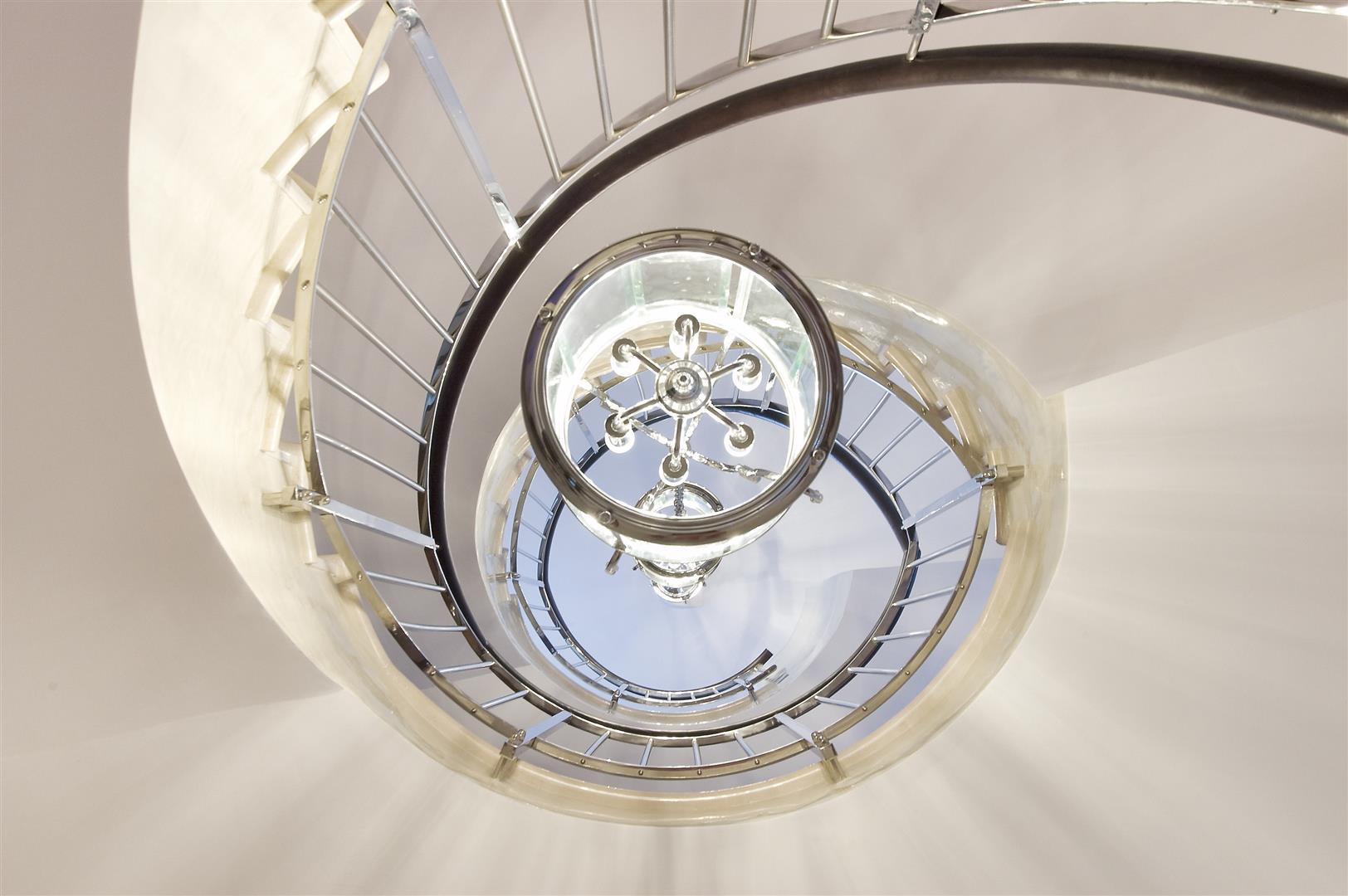 Frognal Hampstead NW3 6YA