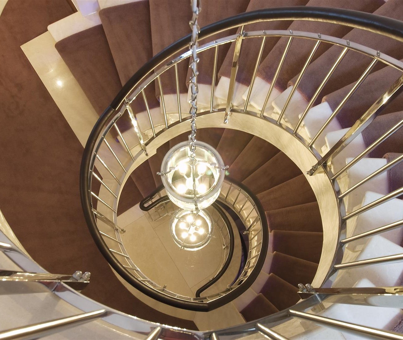 Frognal Hampstead NW3 6YA