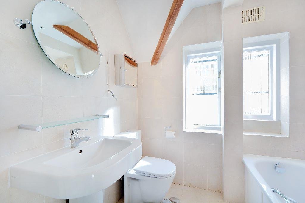 Hampstead Way Hampstead Garden Suburb NW11 7YA