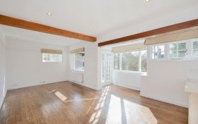 Hampstead Way Hampstead Garden Suburb NW11 7YA