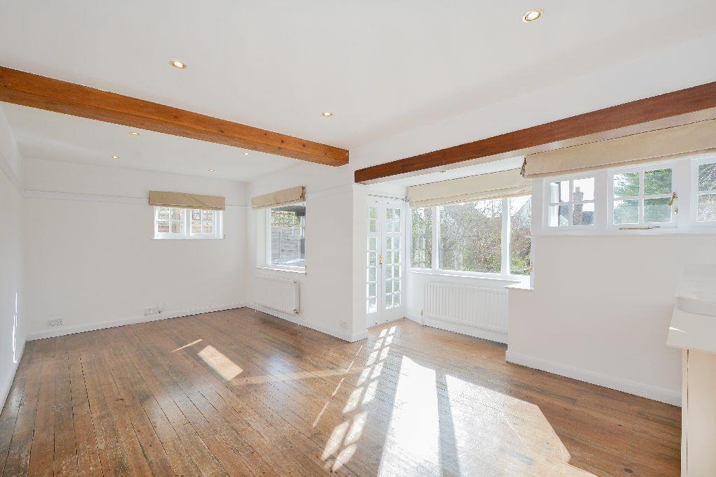 Hampstead Way Hampstead Garden Suburb NW11 7YA