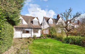 Hampstead Way Hampstead Garden Suburb NW11 7YA