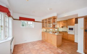 Hampstead Way Hampstead Garden Suburb NW11 7YA