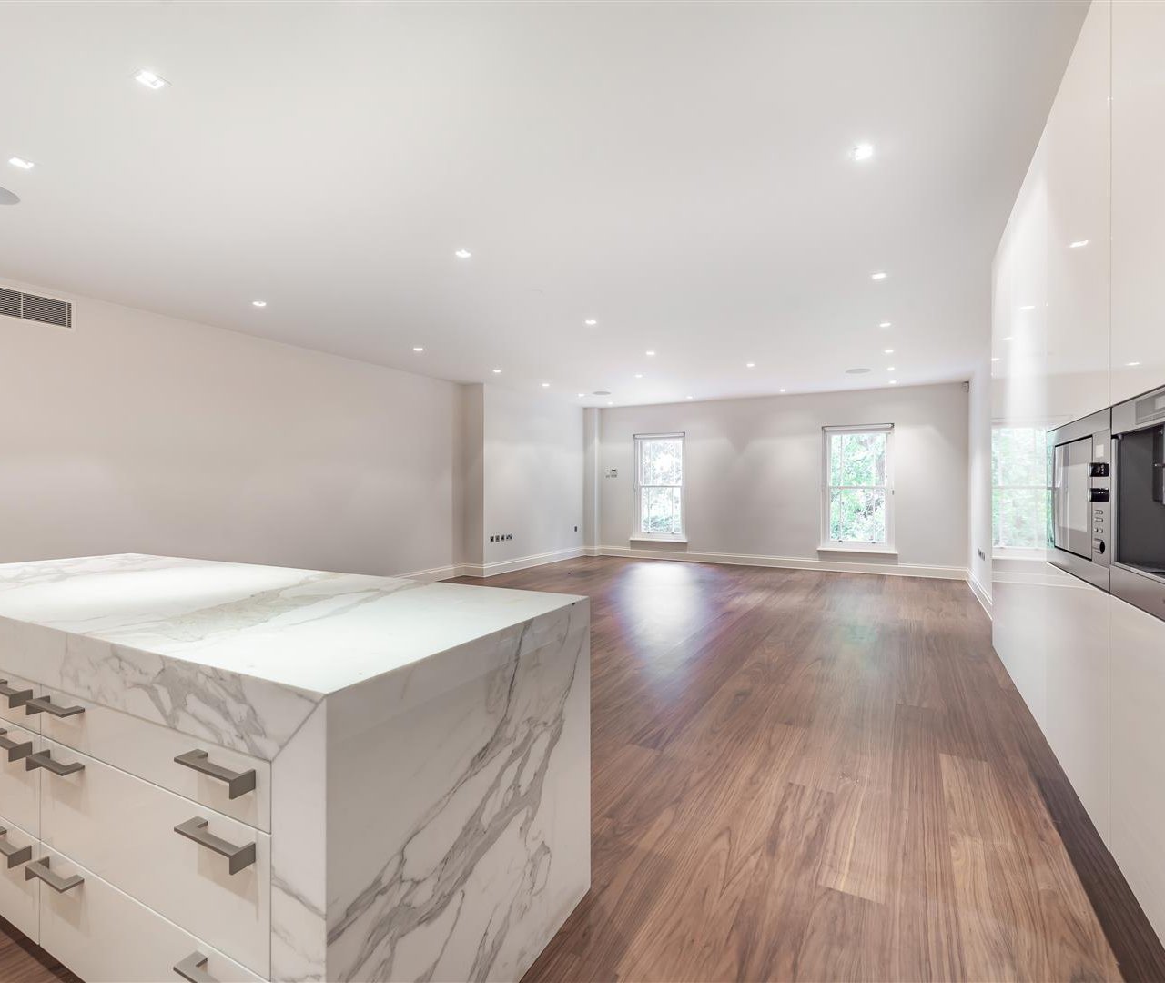 Netherhall Gardens Hampstead NW3 5RE