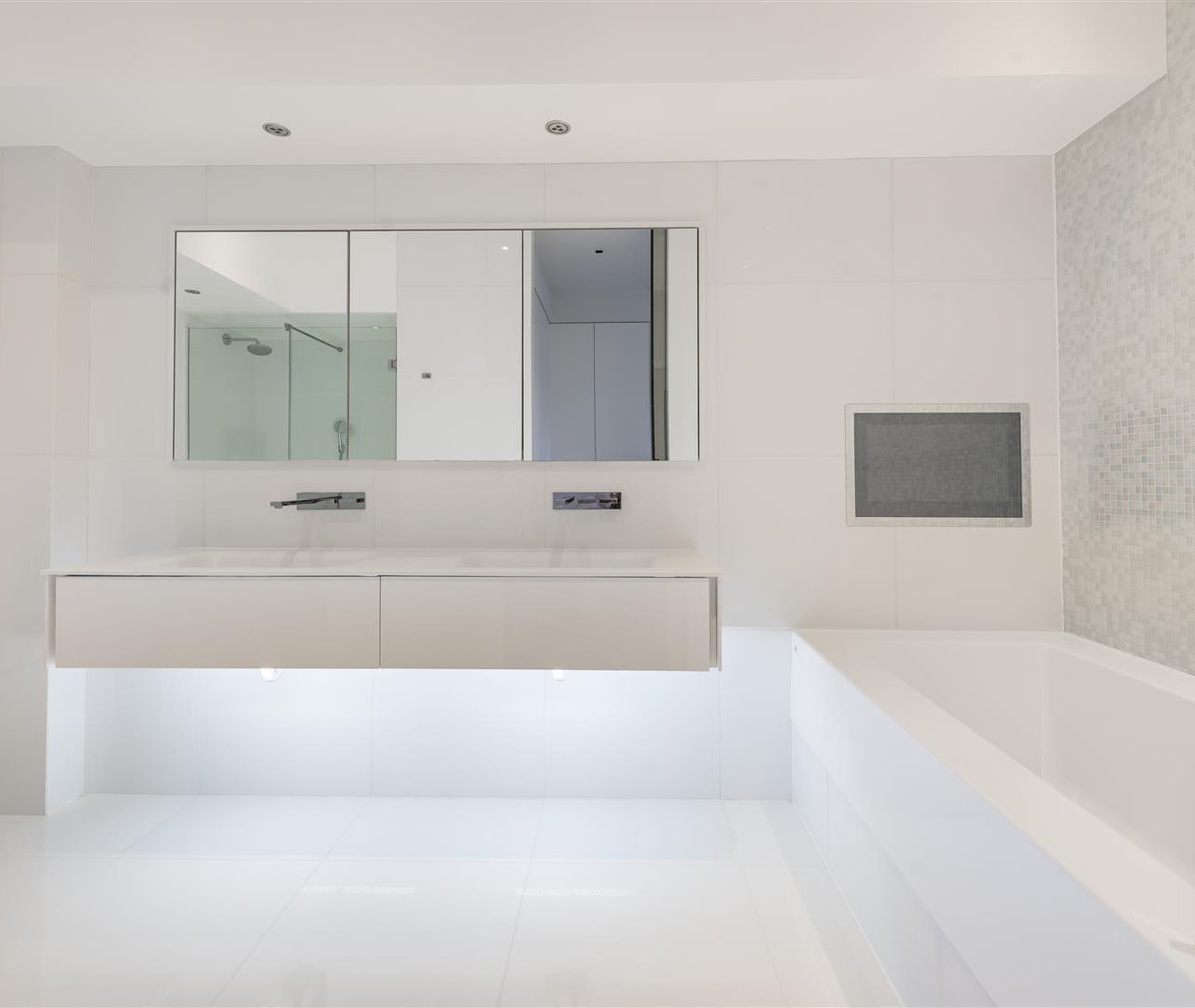 Netherhall Gardens Hampstead NW3 5RE