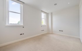 Netherhall Gardens Hampstead NW3 5RE