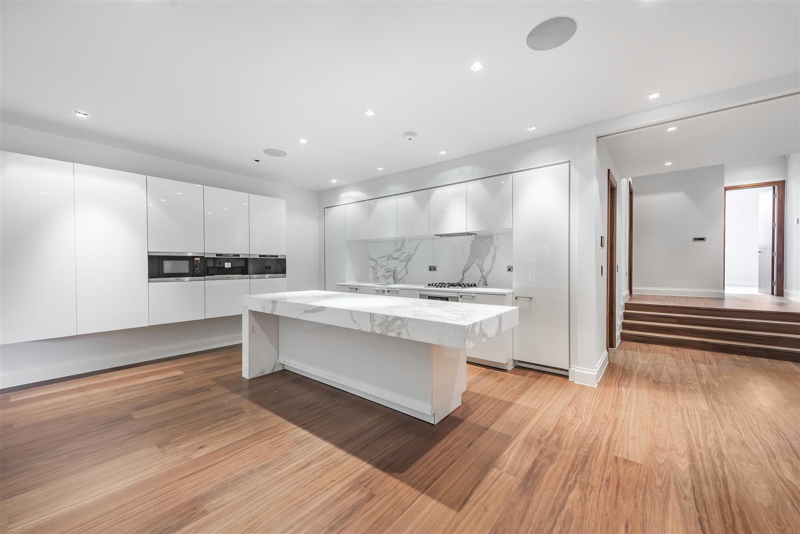 Netherhall Gardens Hampstead NW3 5RE