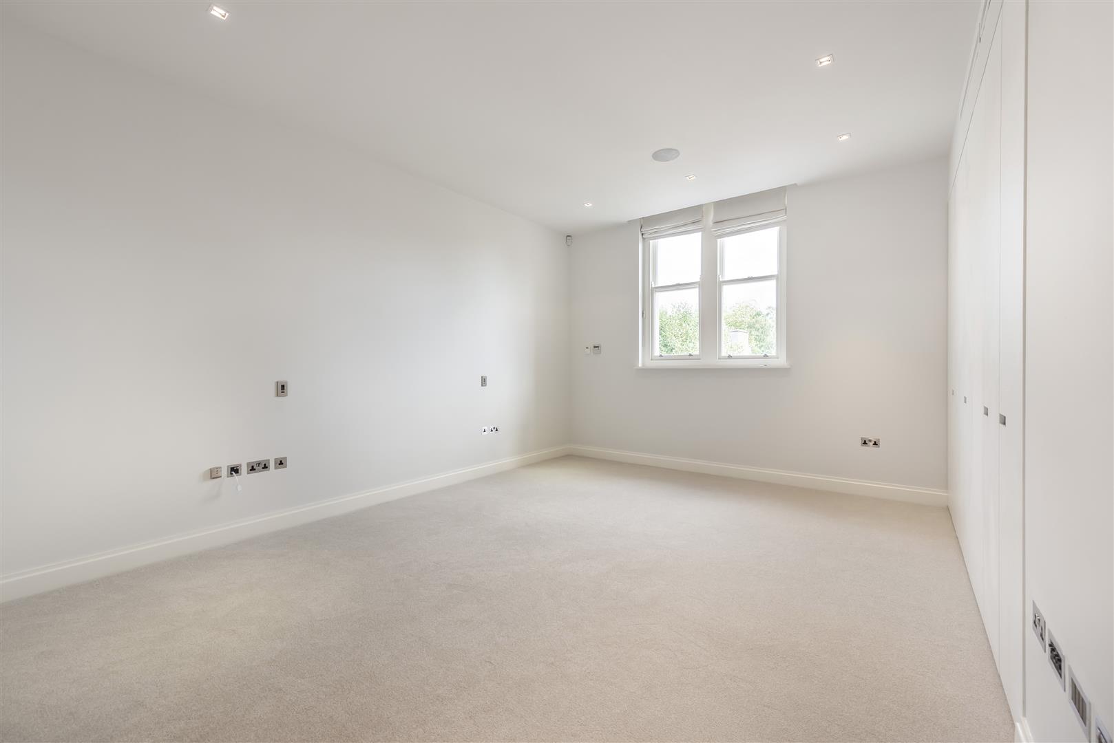 Netherhall Gardens Hampstead NW3 5RE