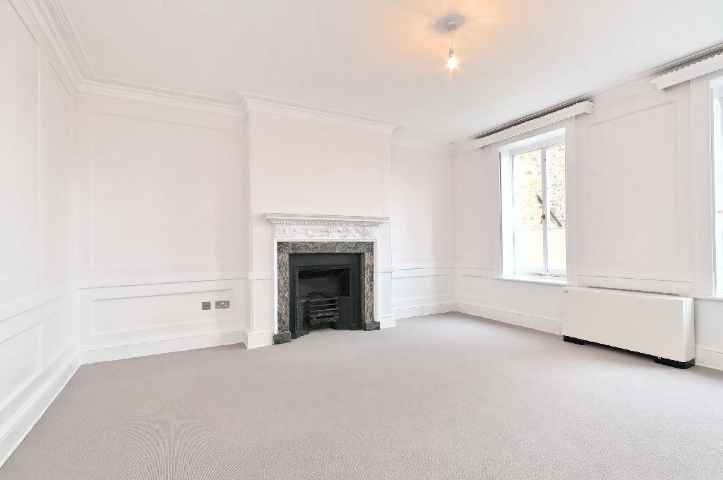 Hampstead High Street, London, NW3 1QA