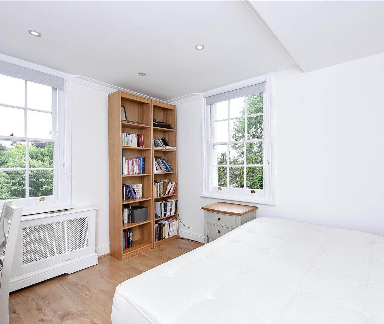 Frognal, Hampstead Village, NW3 6XX