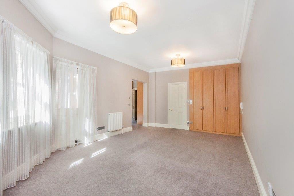 Fitzjohns Avenue, Hampstead, NW3 6PH