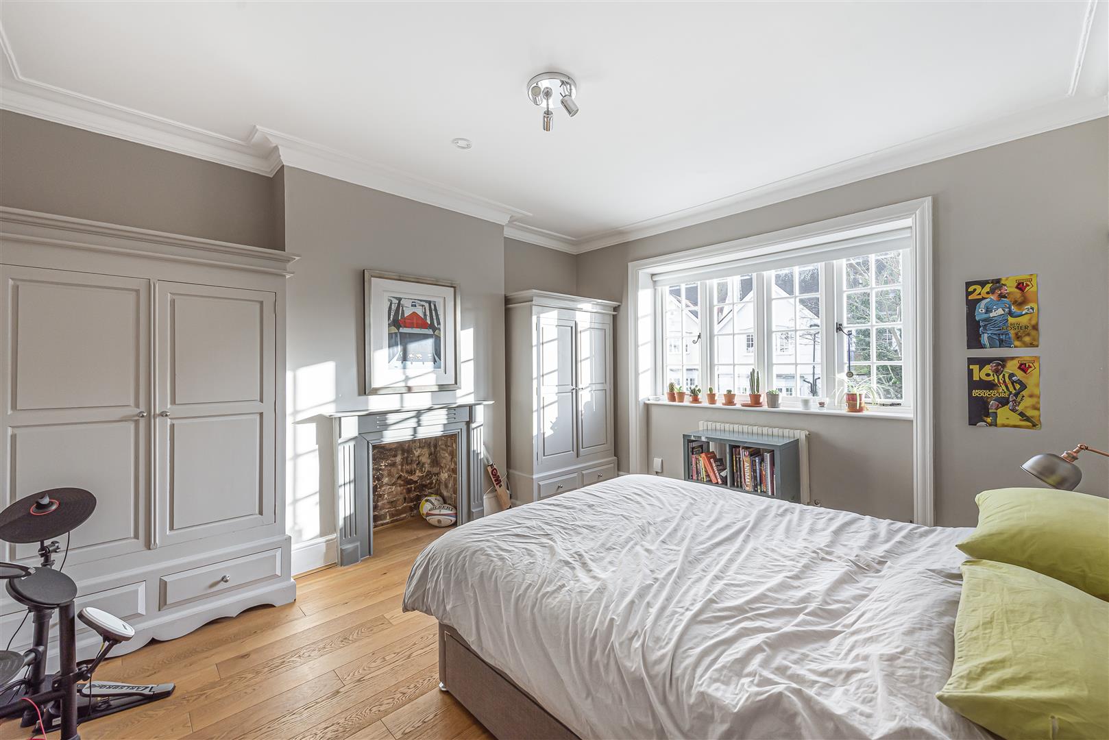 Briardale Gardens Hampstead NW3 7PN