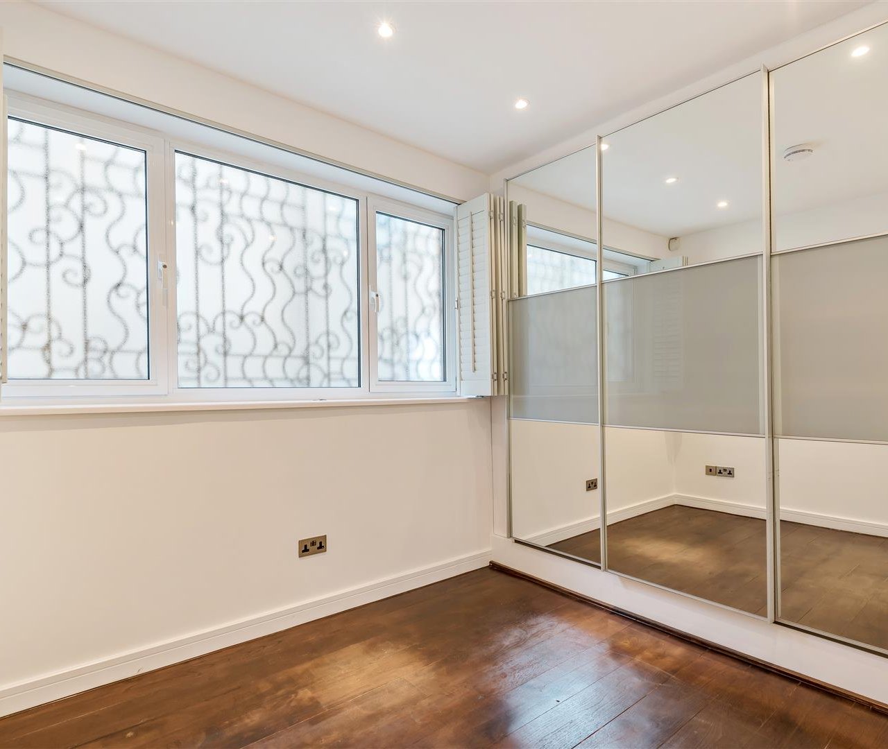 Trinity Close Hampstead Village NW3 1SD