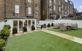 Garden Flat, South Hill Park Hampstead Heath NW3 2SS