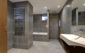 Garden Flat, South Hill Park Hampstead Heath NW3 2SS