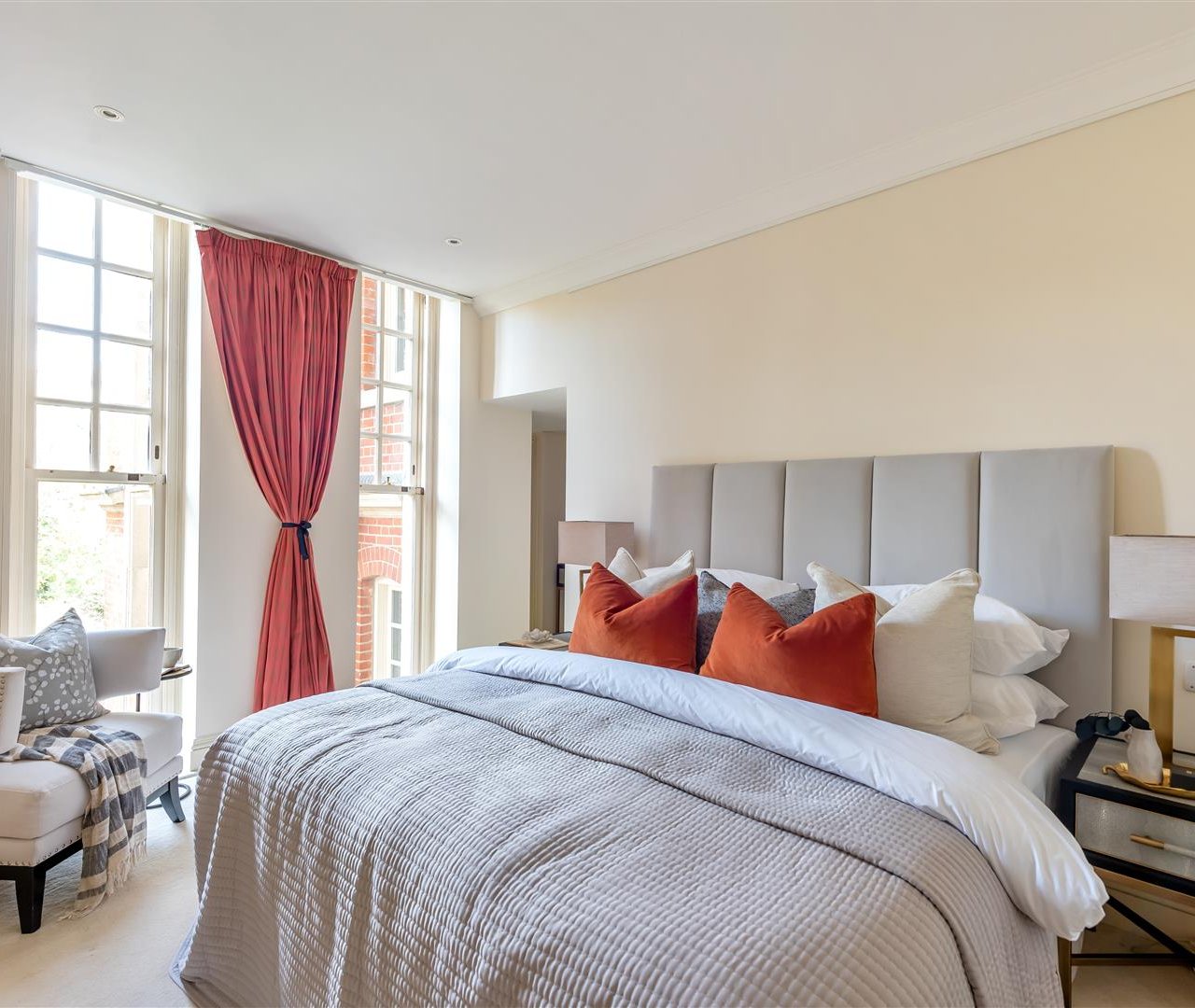 Frognal Rise Hampstead Village NW3 6PZ