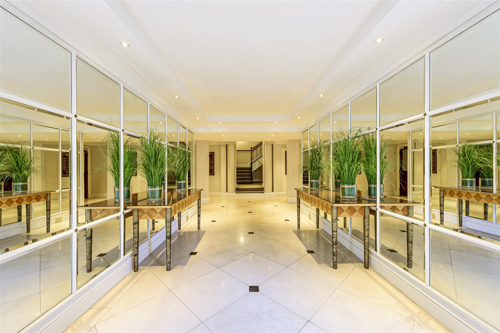 Frognal Rise Hampstead Village NW3 6PZ