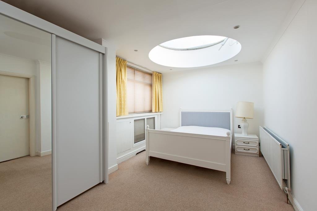 Maryon Mews, London, NW3 2PU