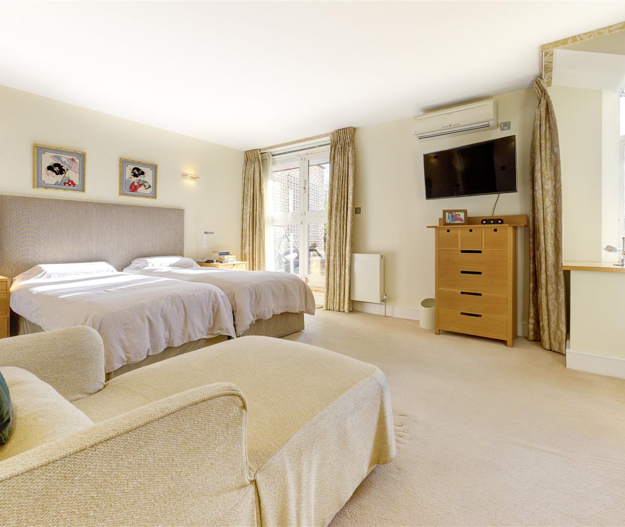 Firecrest Drive Hampstead NW3 7NE