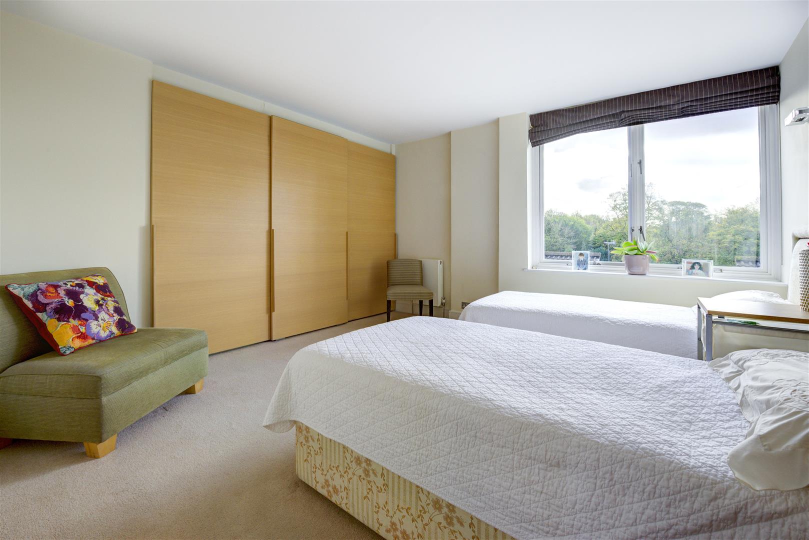 Firecrest Drive Hampstead NW3 7NE