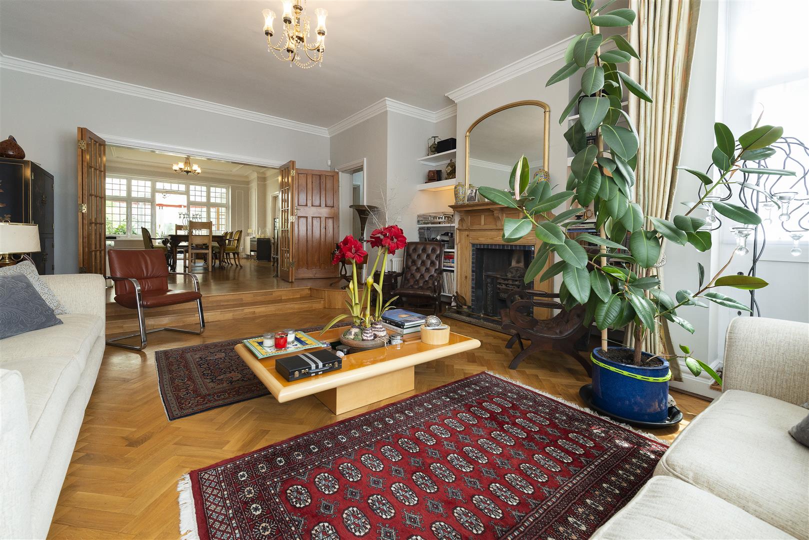 West Heath Avenue Golders Hill Park NW11 7QL