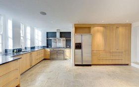 Frognal Hampstead Village NW3 6XX