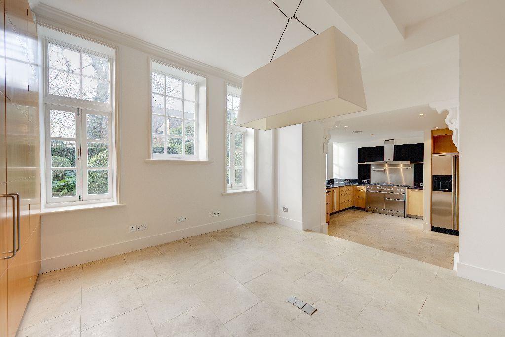 Frognal Hampstead Village NW3 6XX