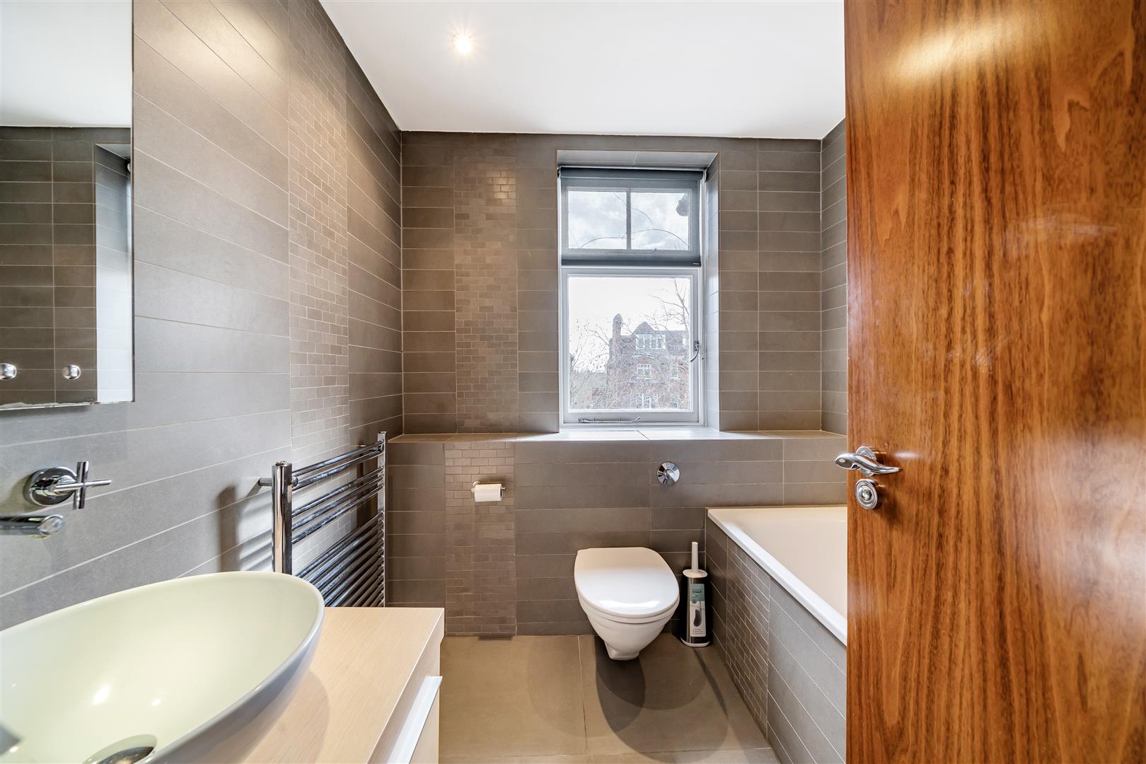 Fitzjohns Avenue Hampstead NW3 5JY