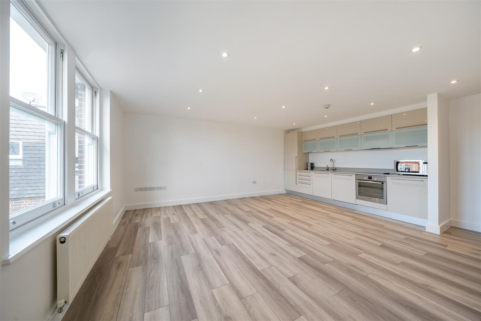 Fitzjohns Avenue Hampstead NW3 5JY