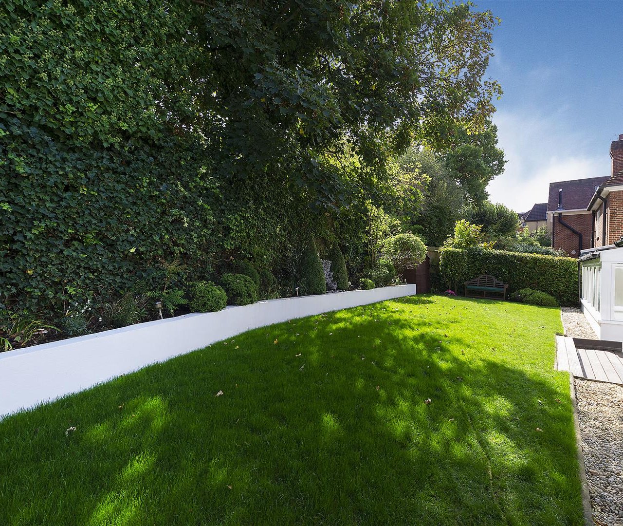 West Heath Road Hampstead NW3 7TN